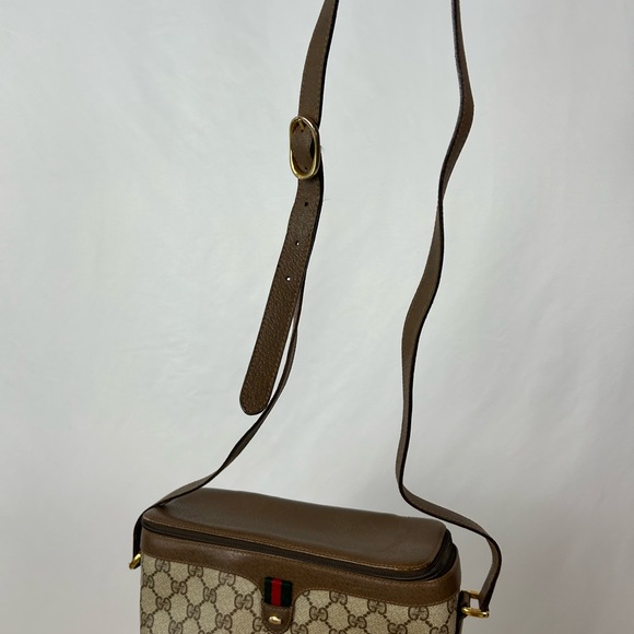 Vintage Gucci Messenger Crossbody - Picture 6 of 8